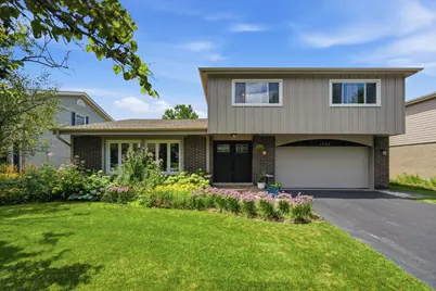 1752 McCraren Road, Highland Park, IL 60035 - Photo 1