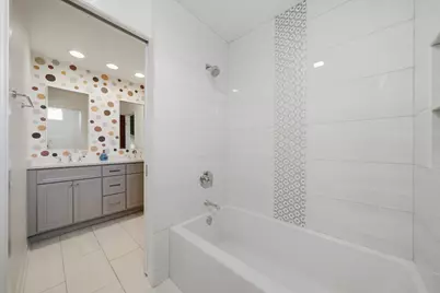 1752 McCraren Road, Highland Park, IL 60035 - Photo 19