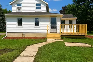 511 W North St, Polo, IL 61064 - Photo 1