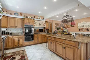1619 N Sayre Ave, Chicago, IL 60707 - Photo 11