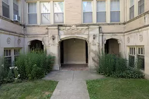 6703 N Greenview Ave, Chicago, IL 60626 - Photo 1