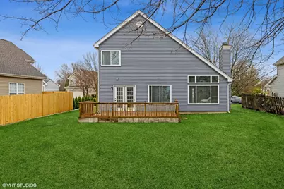 4663 Rolling Hills Drive, Lake in the Hills, IL 60156 - Photo 15