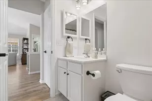 1116 Kensington Dr, Northbrook, IL 60062 - Photo 17