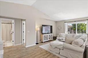 1116 Kensington Dr, Northbrook, IL 60062 - Photo 7