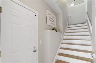 1116 Kensington Dr, Northbrook, IL 60062 - Photo 3