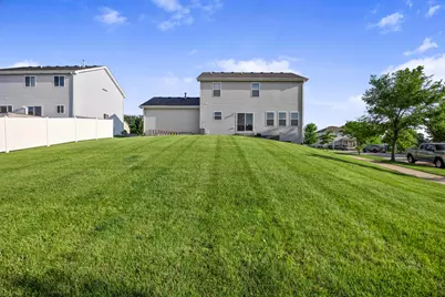 594 Camellia Avenue, Aurora, IL 60505 - Photo 29