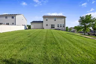 594 Camellia Ave, Aurora, IL 60505 - Photo 29