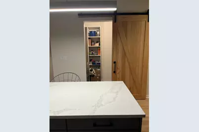 3323 N Paulina Street #4B, Chicago, IL 60657 - Photo 9