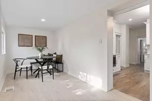 2936 N Keating Ave, Chicago, IL 60641 - Photo 17