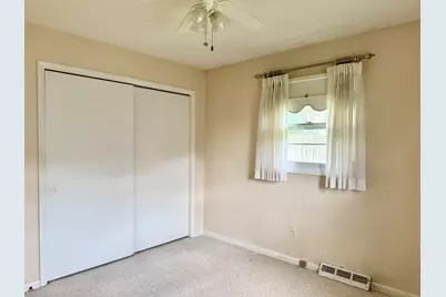 2327 13th Street, Peru, IL 61354 - Photo 13