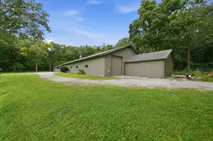 1664 E Rietveld Dr, Crete, IL 60417 - Photo 51