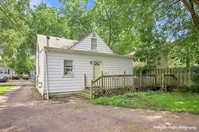 1316 N Poplar Avenue, Round Lake Beach, IL 60073 - Photo 3