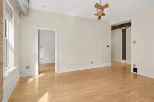 1117 W Fry St, Chicago, IL 60642 - Photo 5