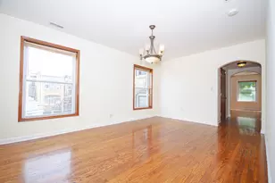 7554 N Claremont Ave, Chicago, IL 60645 - Photo 7