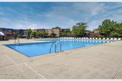 945 E Kenilworth Avenue #325, Palatine, IL 60074 - Photo 37