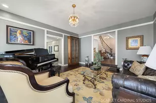 2S037 Country Club Ln, Wheaton, IL 60189 - Photo 11