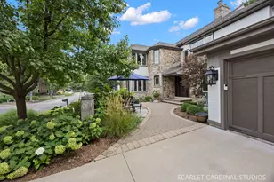 2S037 Country Club Ln, Wheaton, IL 60189 - Photo 5