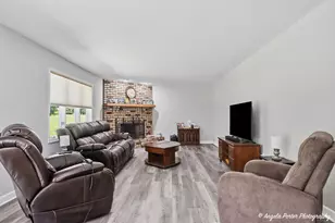 2720 N Patricia Ln, McHenry, IL 60051 - Photo 9
