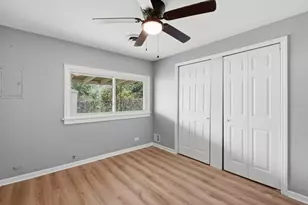 13437 S Green Bay Ave, Chicago, IL 60633 - Photo 7