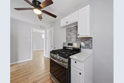 13437 S Green Bay Avenue, Chicago, IL 60633 - Photo 5
