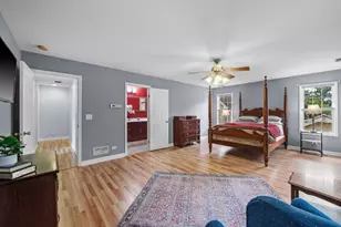 2126 Hickory Ct, Glenview, IL 60025 - Photo 19