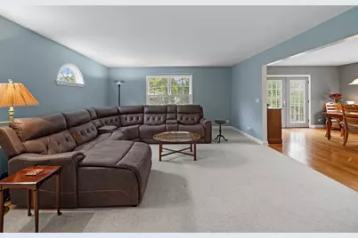 2126 Hickory Court, Glenview, IL 60025 - Photo 15