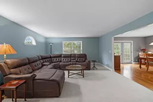 2126 Hickory Ct, Glenview, IL 60025 - Photo 15