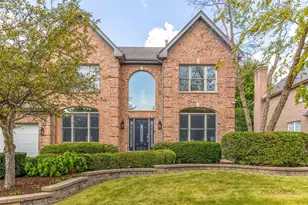 818 W Lukas Ave, Palatine, IL 60067 - Photo 1