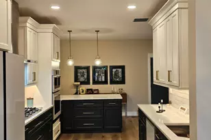 1826 Lucylle Ct, Saint Charles, IL 60174 - Photo 9