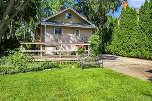 242 N Lincoln St, Batavia, IL 60510 - Photo 27