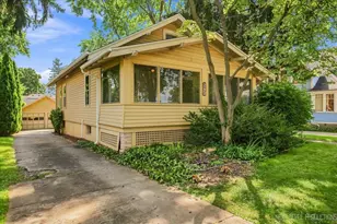 242 N Lincoln St, Batavia, IL 60510 - Photo 1
