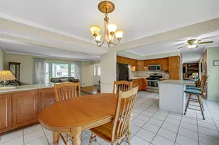 9031 Shady Dr, Hickory Hills, IL 60457 - Photo 7
