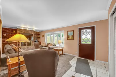 9031 Shady Drive, Hickory Hills, IL 60457 - Photo 11