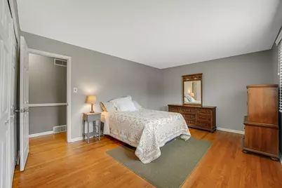 9031 Shady Drive, Hickory Hills, IL 60457 - Photo 13