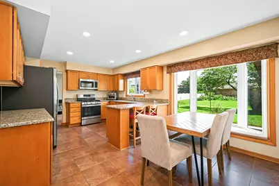 567 Hamilton Avenue, Westmont, IL 60559 - Photo 15