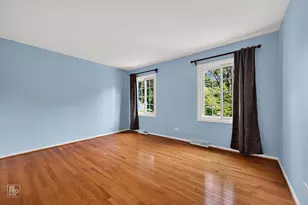 683 Honeysuckle Ln, Naperville, IL 60540 - Photo 9