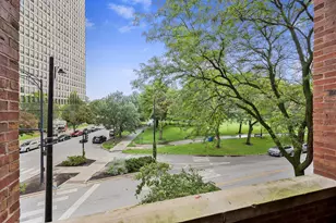 5100 S Hyde Park Blvd, Chicago, IL 60615 - Photo 15