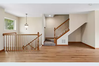 584 Lincoln Station Drive, Oswego, IL 60543 - Photo 19