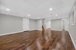 2136 W Evergreen Ave, Chicago, IL 60622 - Photo 21