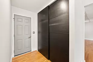 2752 Wendy Dr, Naperville, IL 60565 - Photo 13