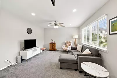 2052 Shady Grove Court, Naperville, IL 60565 - Photo 13