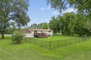 12793 Black Rd, Morrison, IL 61270 - Photo 43