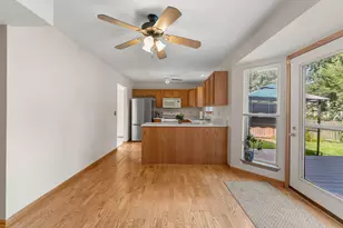2210 Candlewood Dr, Plainfield, IL 60586 - Photo 15