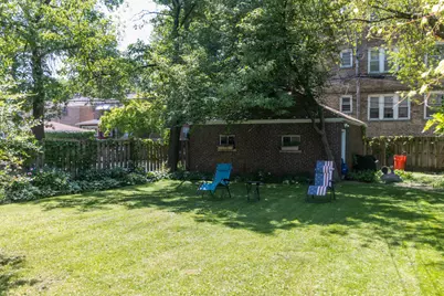 2701 W Fitch Avenue, Chicago, IL 60645 - Photo 17