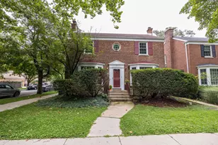 2701 W Fitch Ave, Chicago, IL 60645 - Photo 1