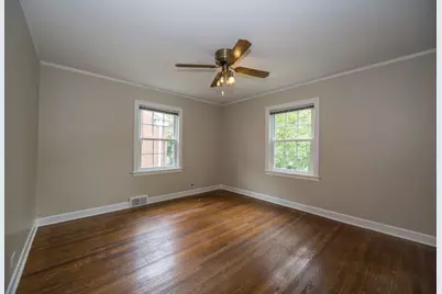 2701 W Fitch Avenue, Chicago, IL 60645 - Photo 11