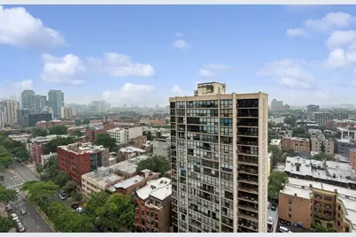1560 N Sandburg Terrace #2109J, Chicago, IL 60610 - Photo 15