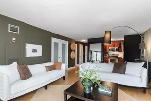 33 W Delaware Pl, Chicago, IL 60610 - Photo 5