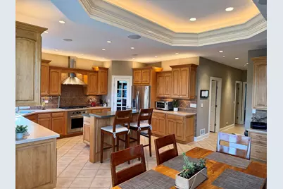 2307 Red Oak Lane, Johnsburg, IL 60051 - Photo 5
