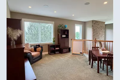 2307 Red Oak Lane, Johnsburg, IL 60051 - Photo 15